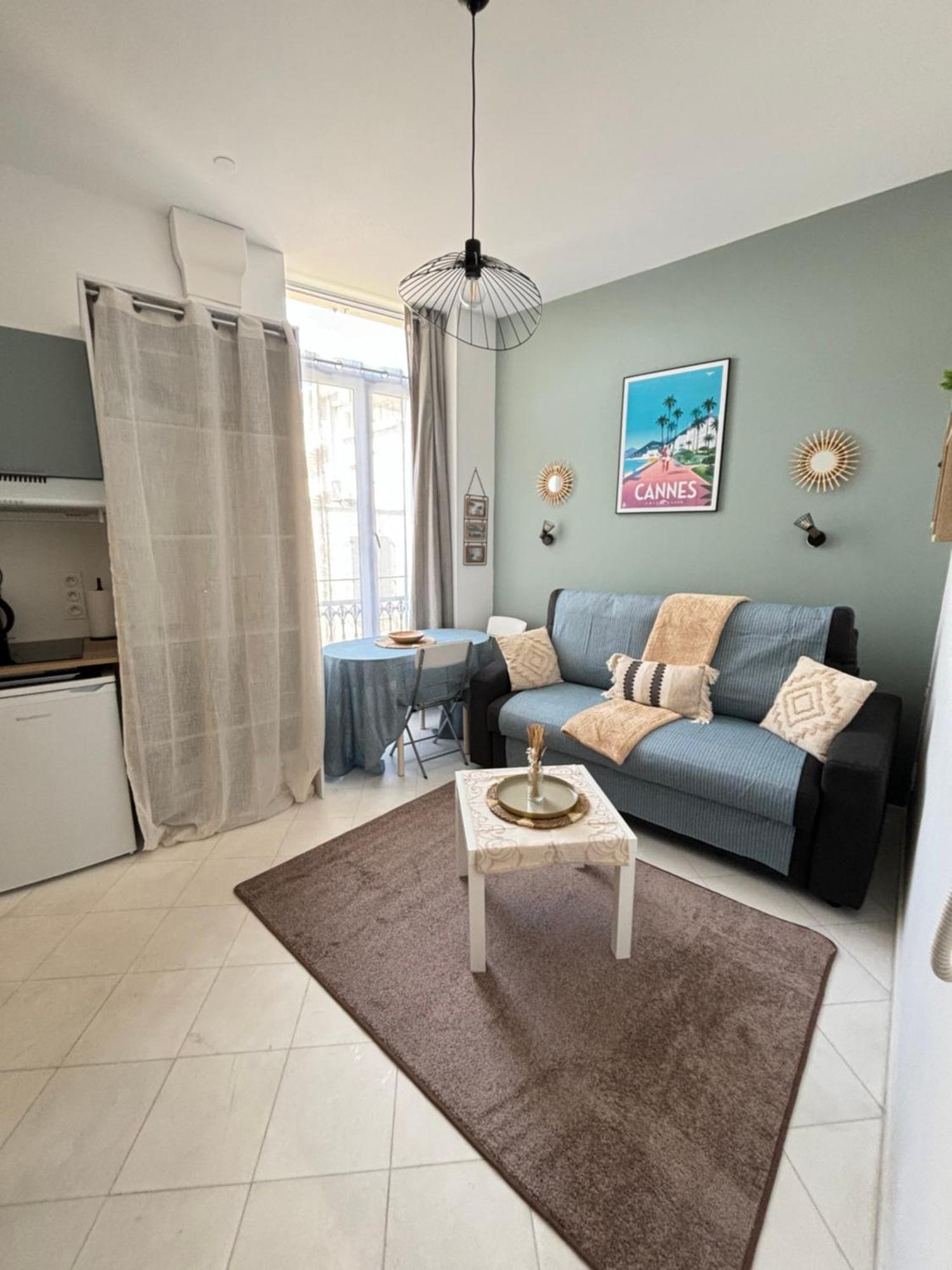 Appartement Studio En Plein Coeur De Cannes Extérieur photo