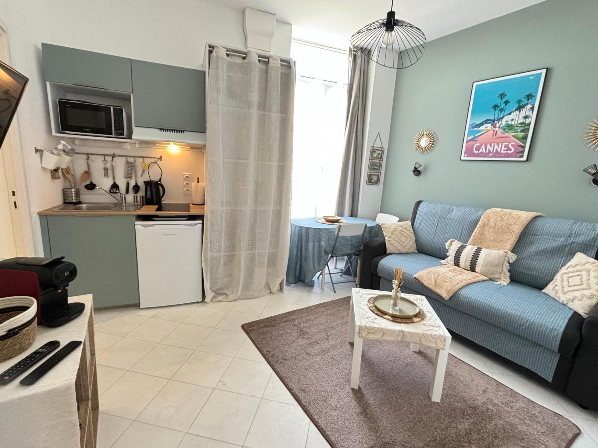 Appartement Studio En Plein Coeur De Cannes Extérieur photo