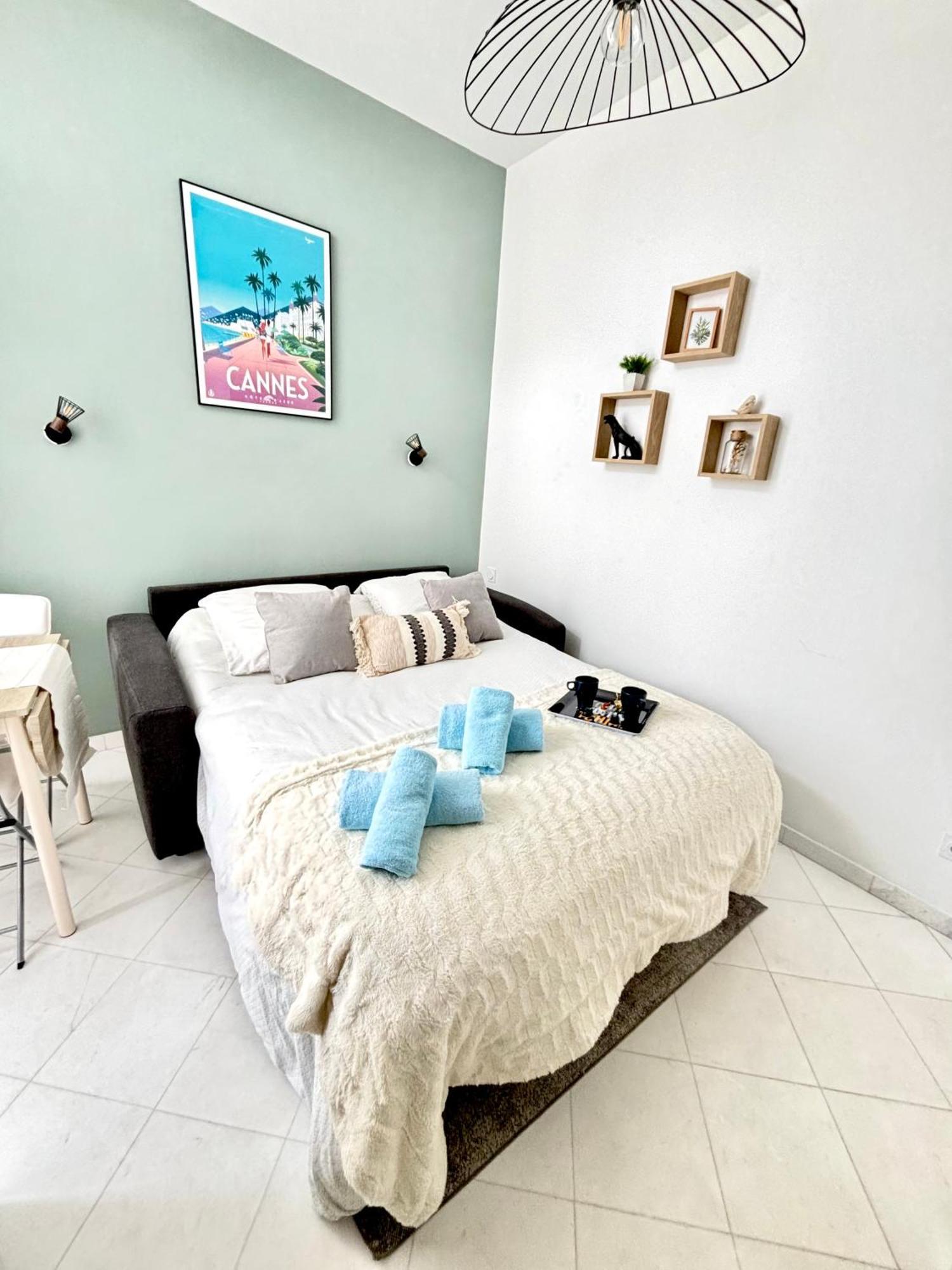 Appartement Studio En Plein Coeur De Cannes Extérieur photo